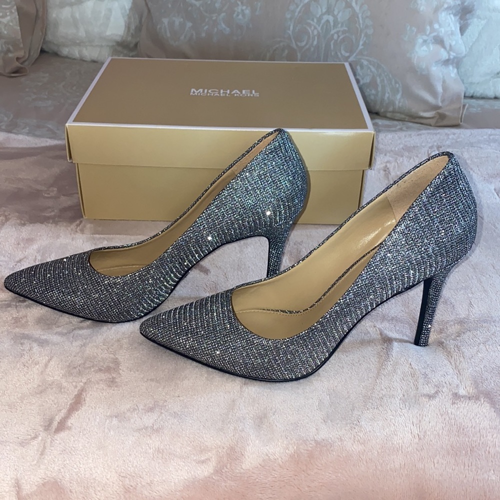 Michael Kors Claire pump - Picture 5 of 7